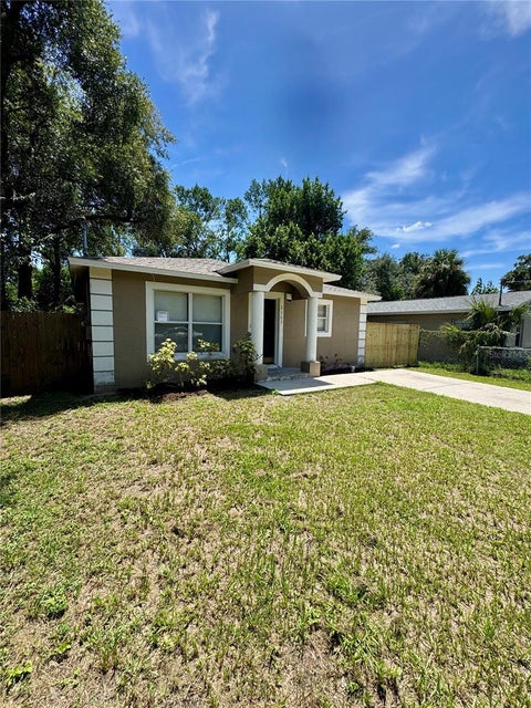 Photo of 3305 E 38th Avenue, Tampa, FL 33610 (MLS # TB8538757)