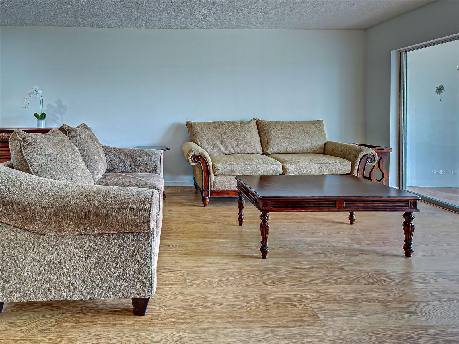 WESTCHESTER GARDEN & PLAN - Residential