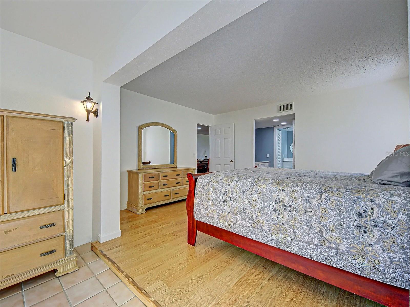 WESTCHESTER GARDEN & PLAN - Residential