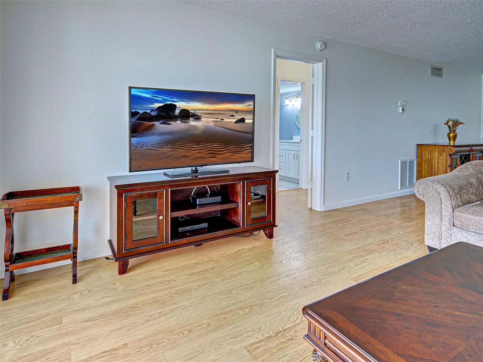 WESTCHESTER GARDEN & PLAN - Residential