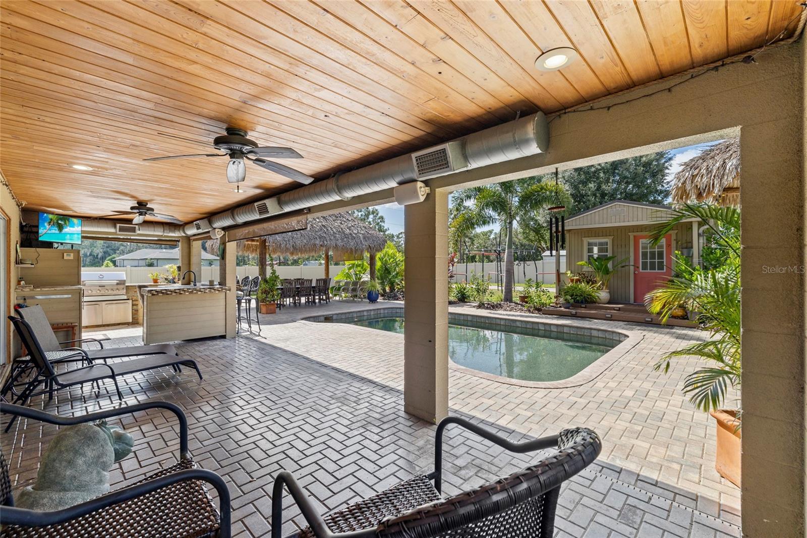 CHATEAU ESTATES - Residential