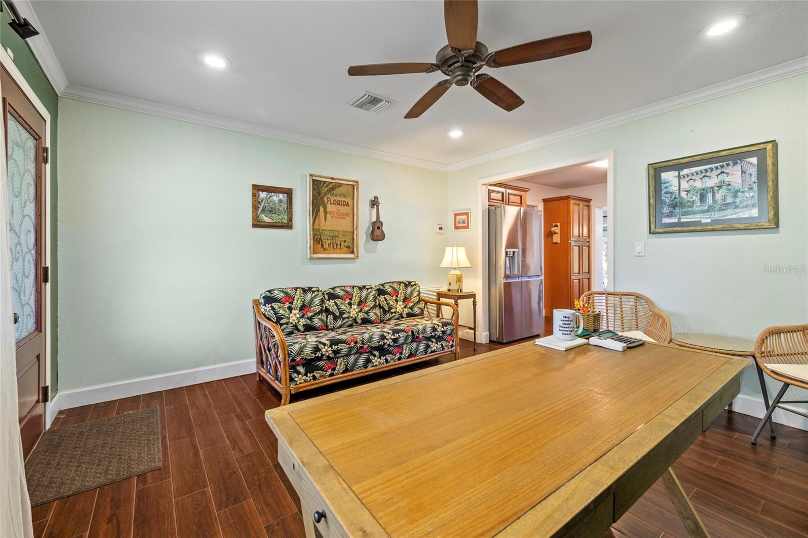 CHATEAU ESTATES - Residential