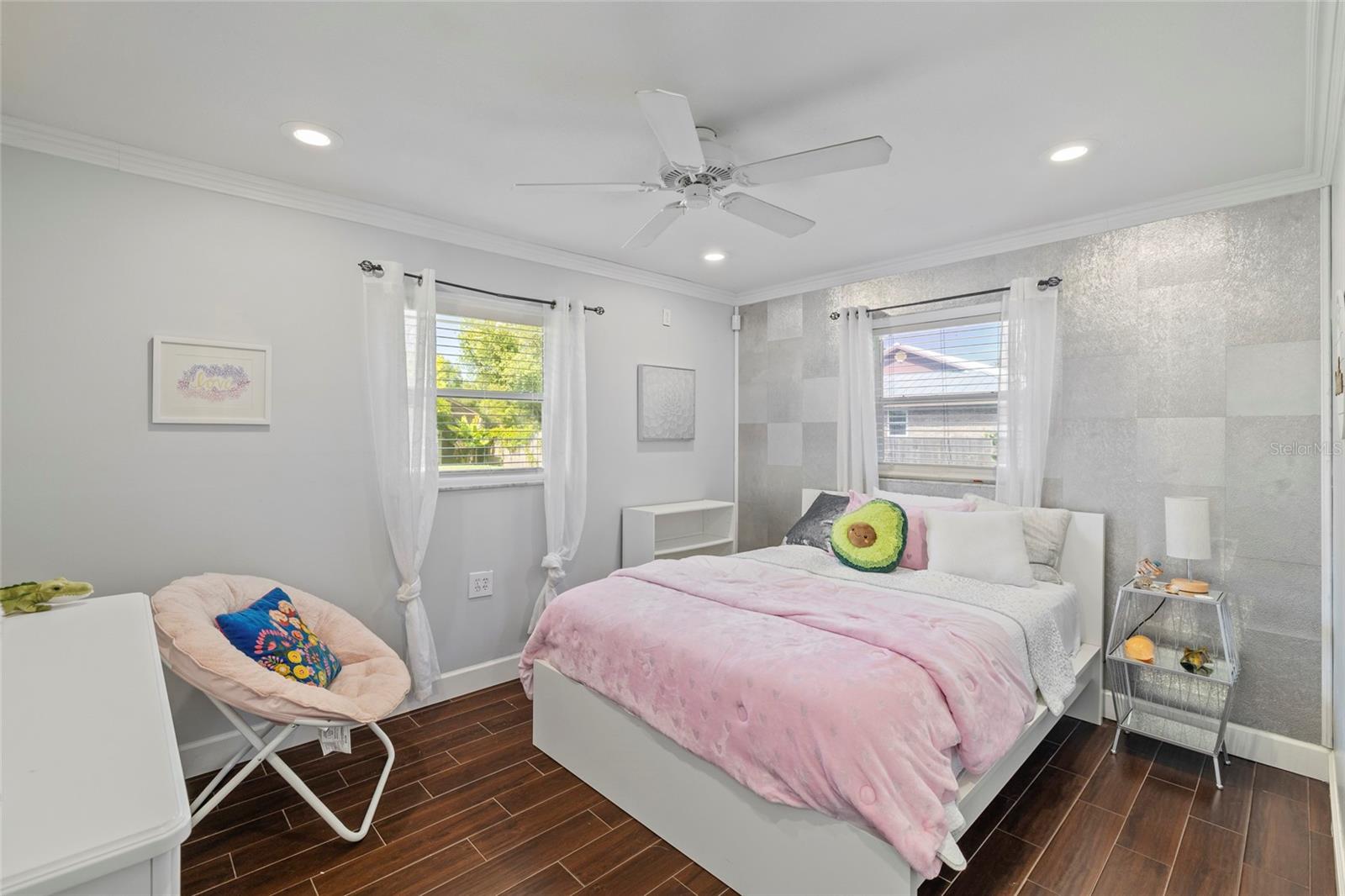 CHATEAU ESTATES - Residential