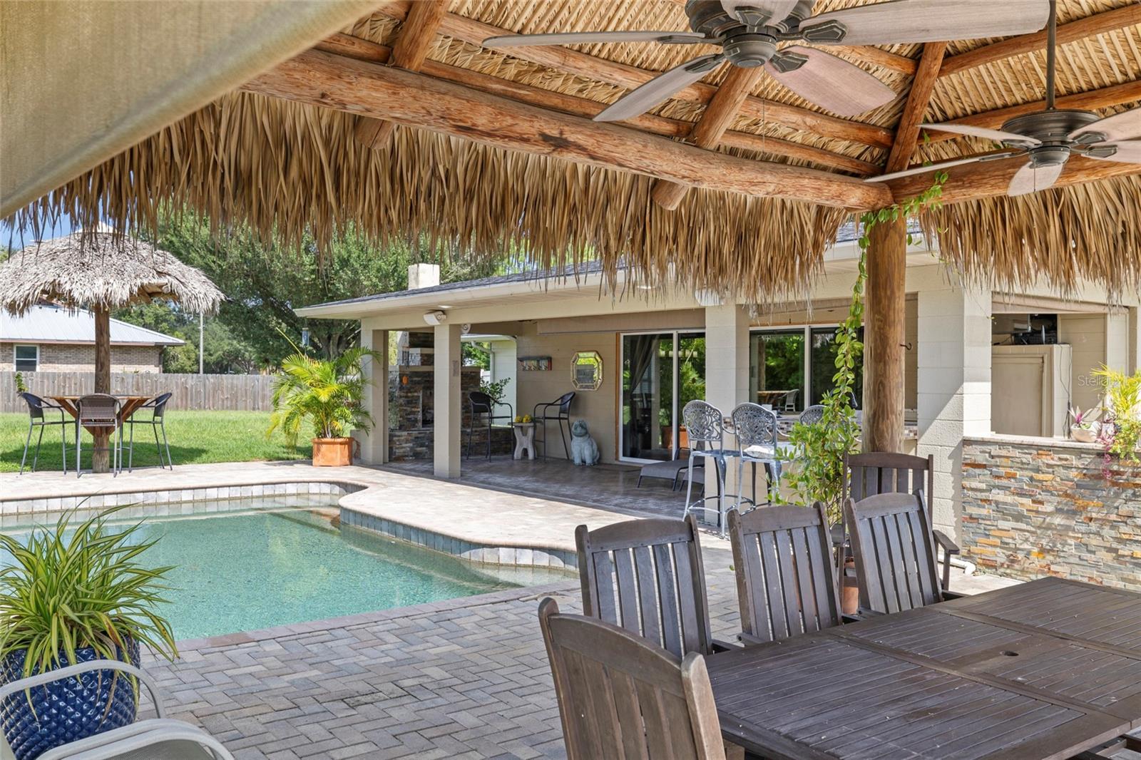 CHATEAU ESTATES - Residential