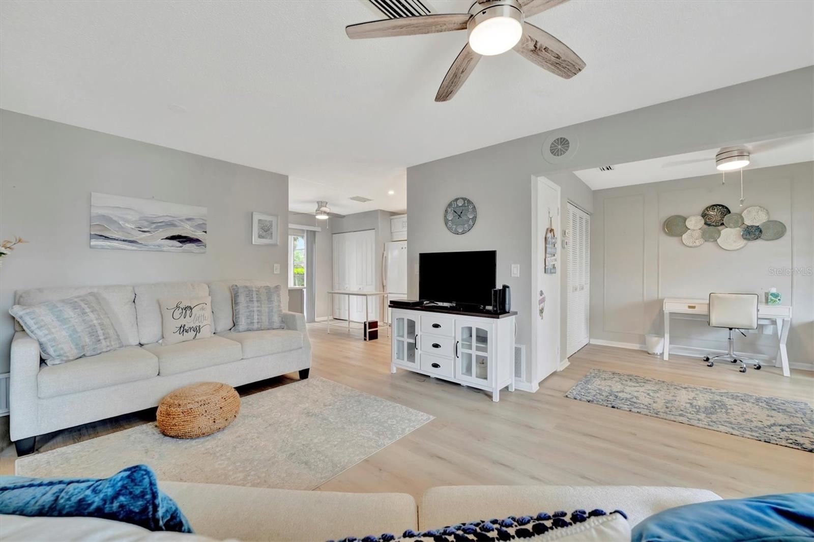 CORTEZ VILLAS CONDO 3 - Residential