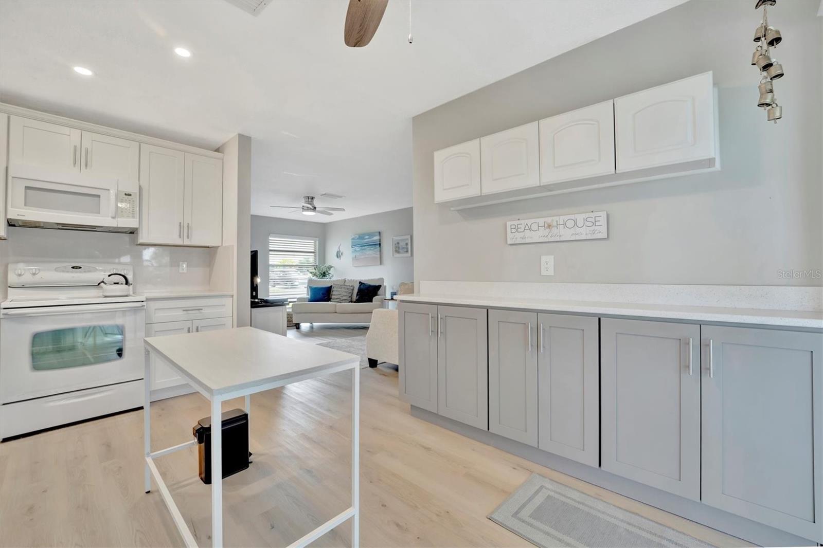 CORTEZ VILLAS CONDO 3 - Residential