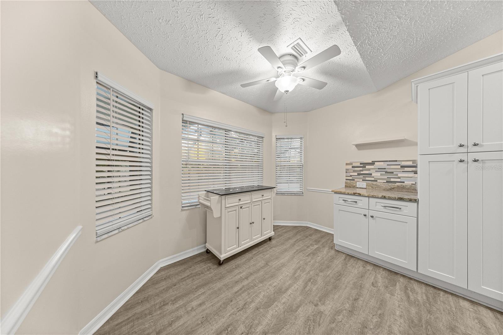 HUNTERS TRACE - Residential