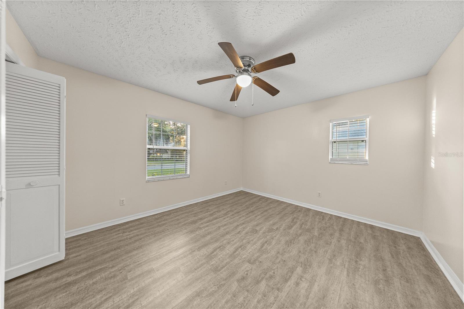 HUNTERS TRACE - Residential