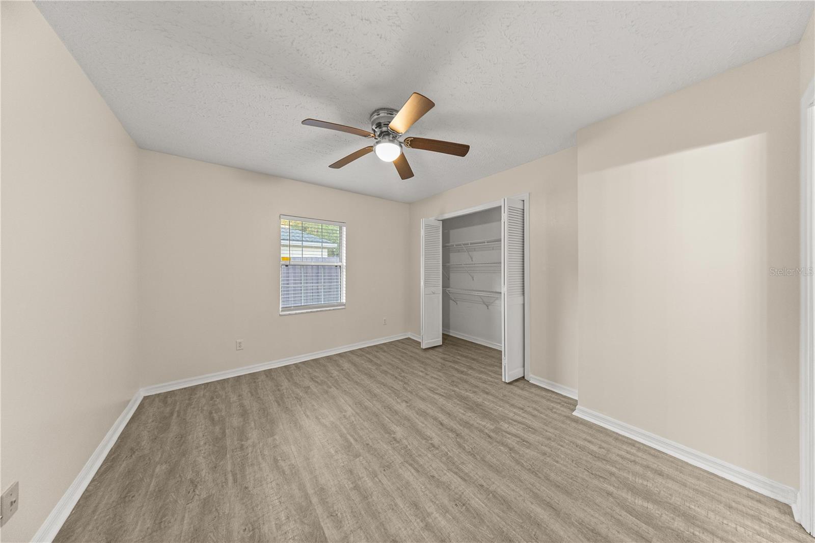 HUNTERS TRACE - Residential