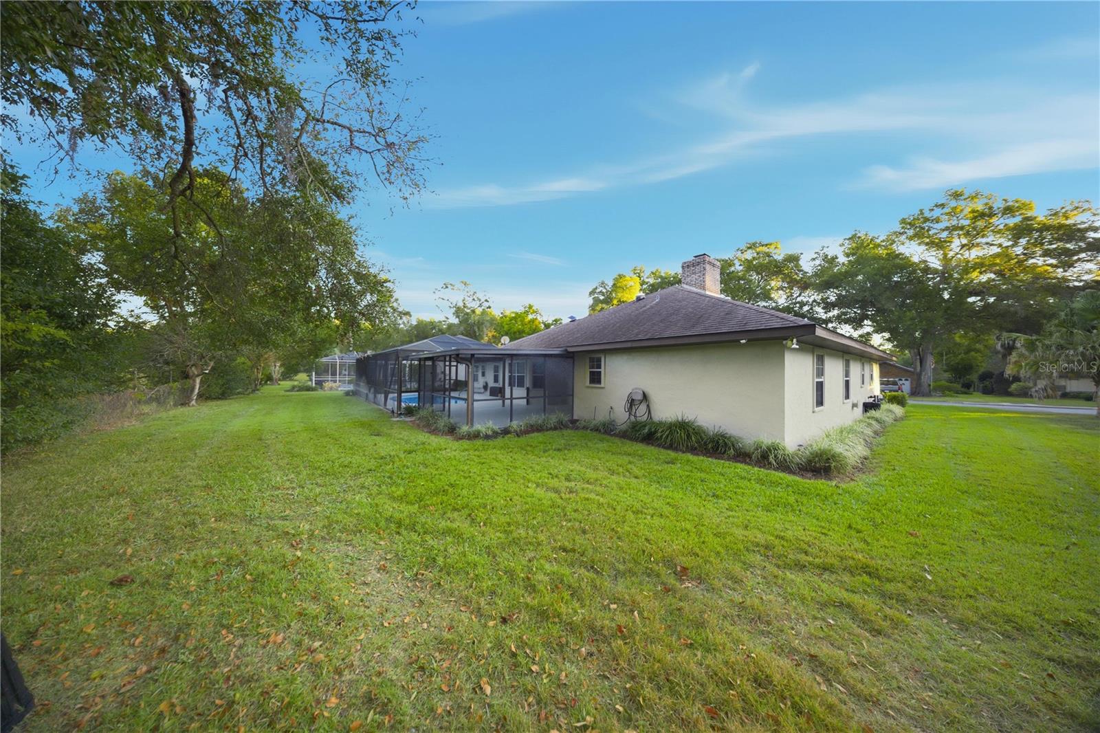 HUNTERS TRACE - Residential