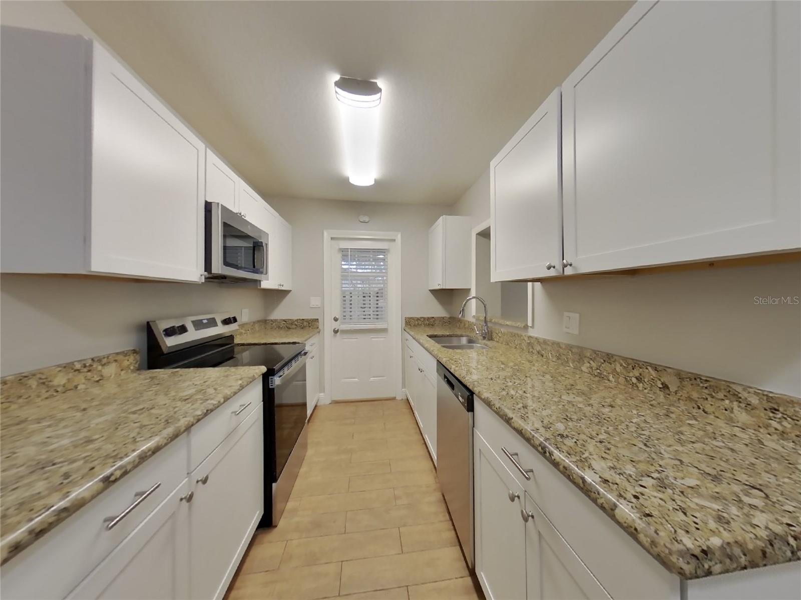 WEATHERSFIELD 1ST ADD - Residential Lease