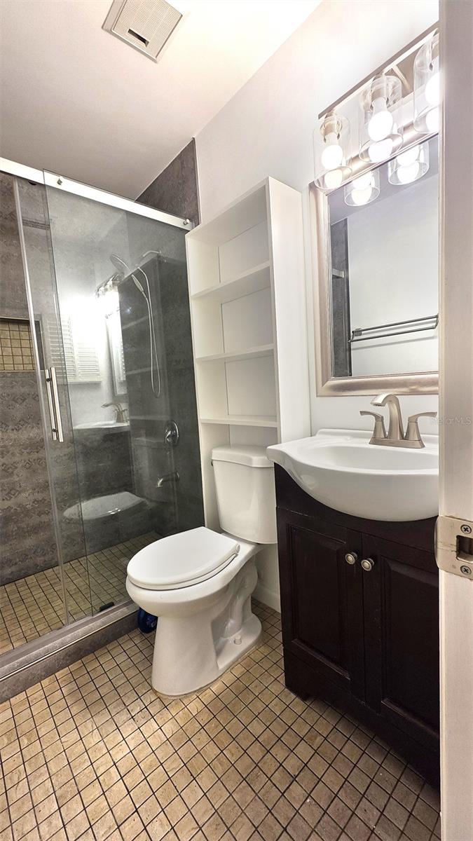 THE HAMPTONS AT BRANDON A CONDO - Residential