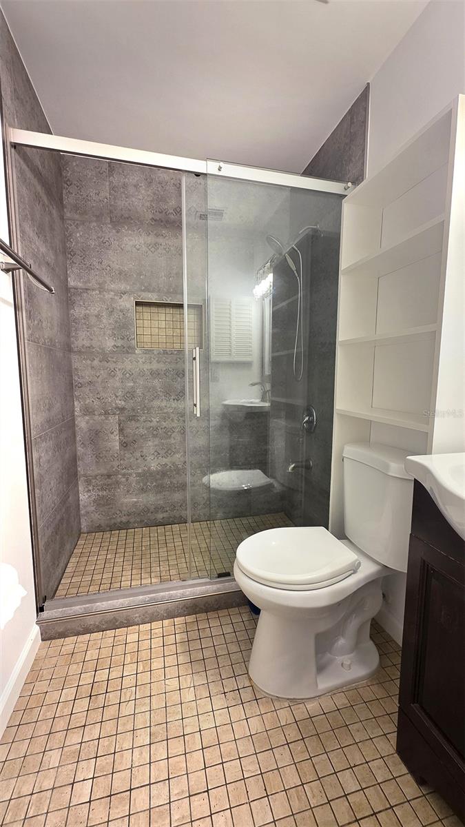 THE HAMPTONS AT BRANDON A CONDO - Residential