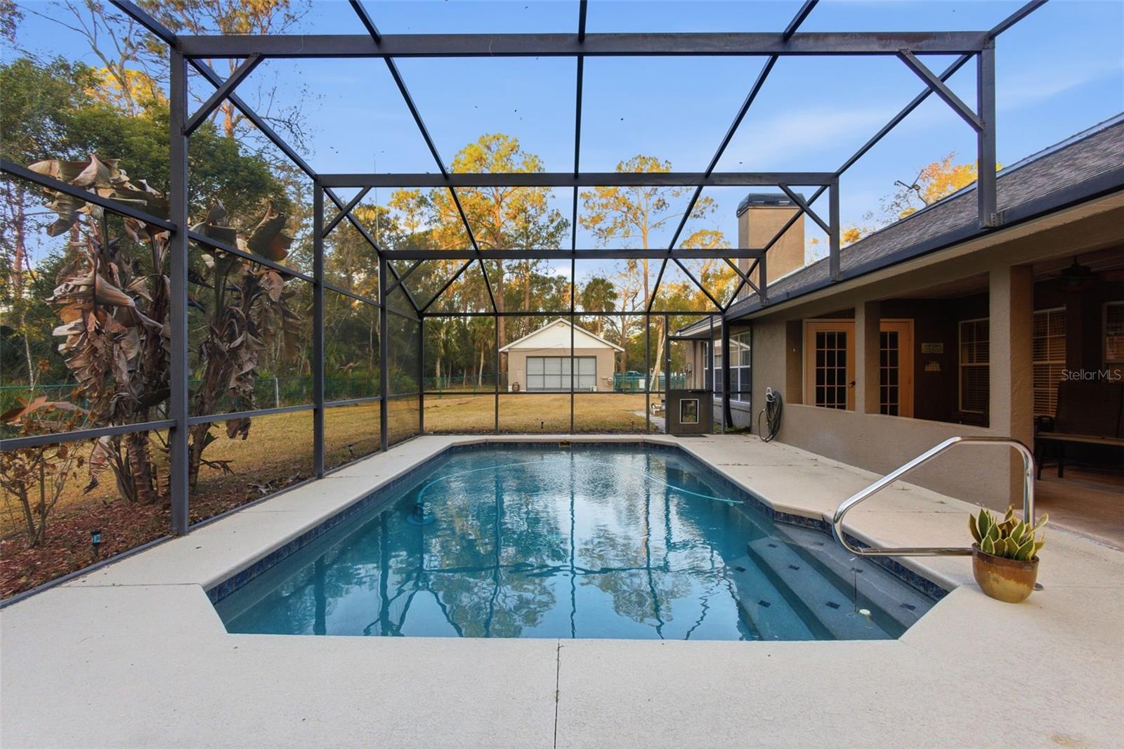 EUSTIS PINE MEADOWS COUNTRY CLUB ESTATES - Residential