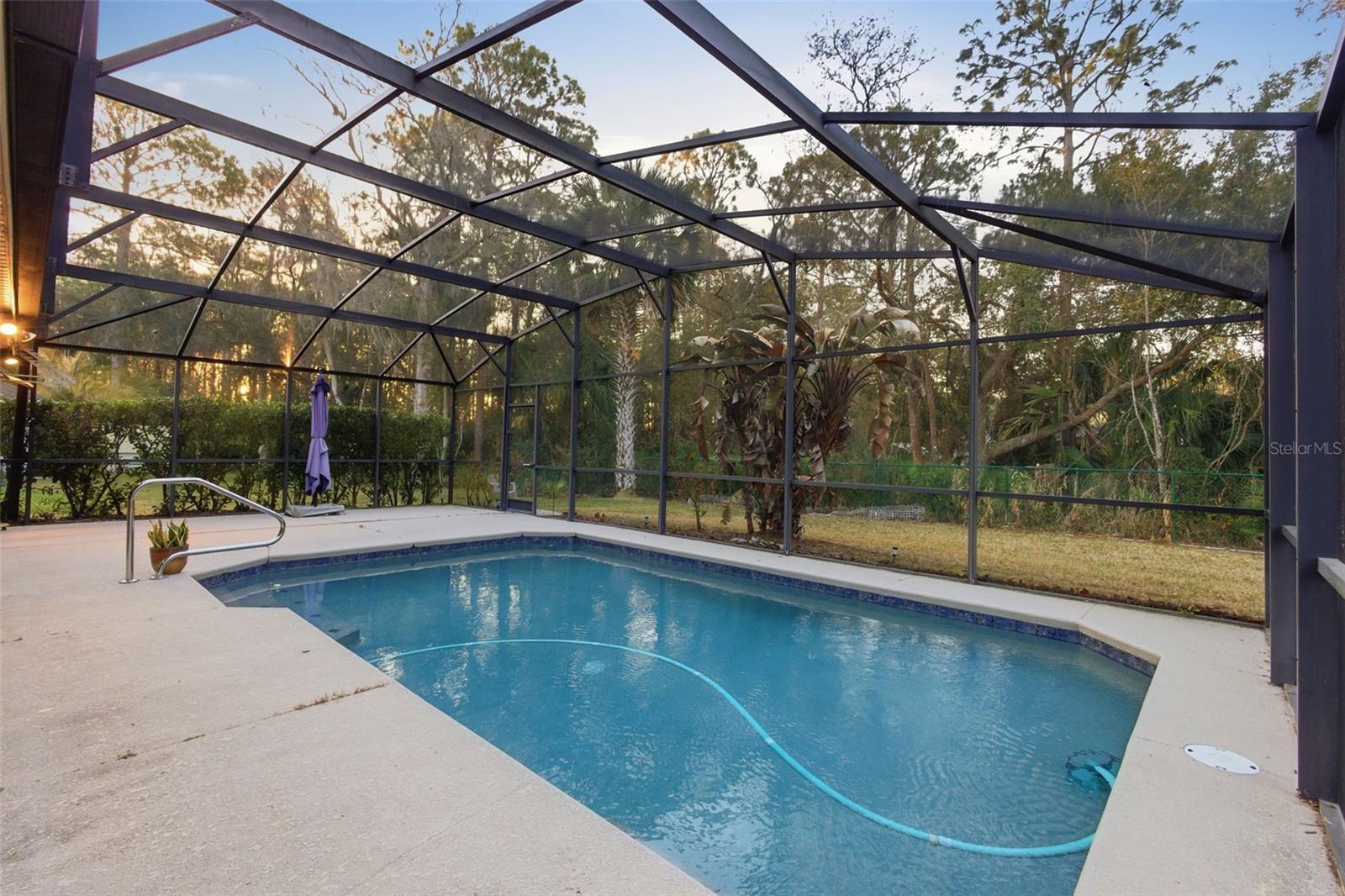 EUSTIS PINE MEADOWS COUNTRY CLUB ESTATES - Residential