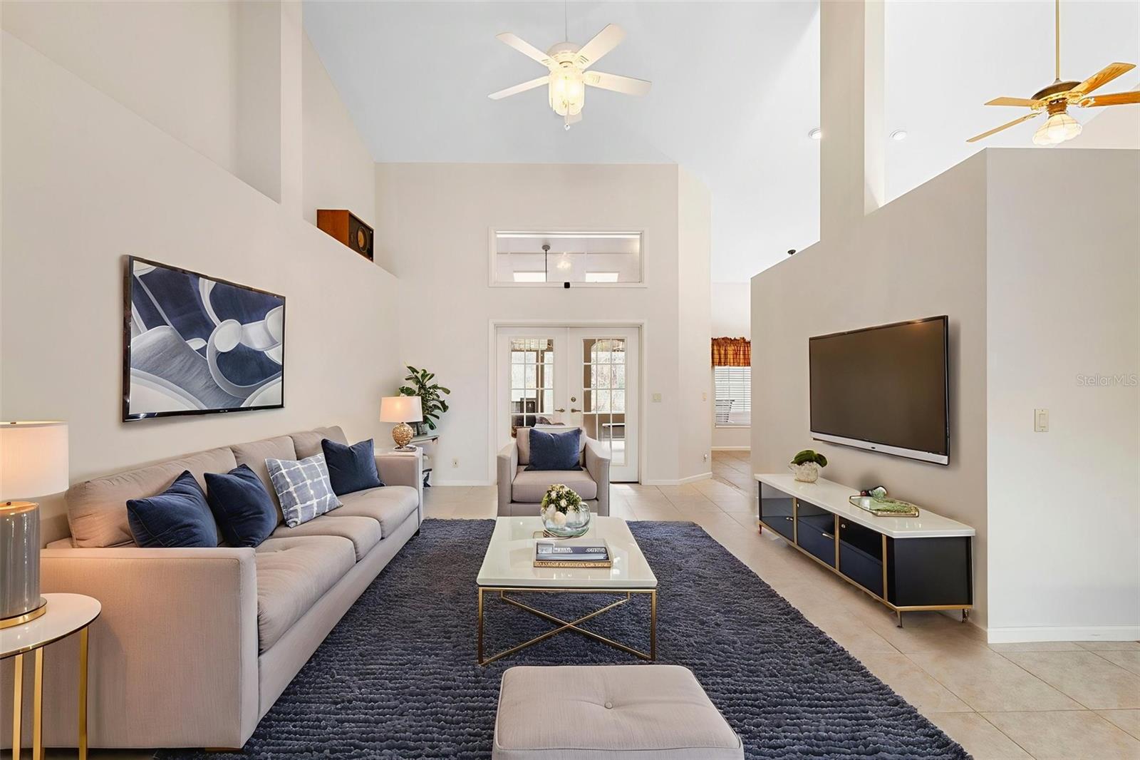 EUSTIS PINE MEADOWS COUNTRY CLUB ESTATES - Residential