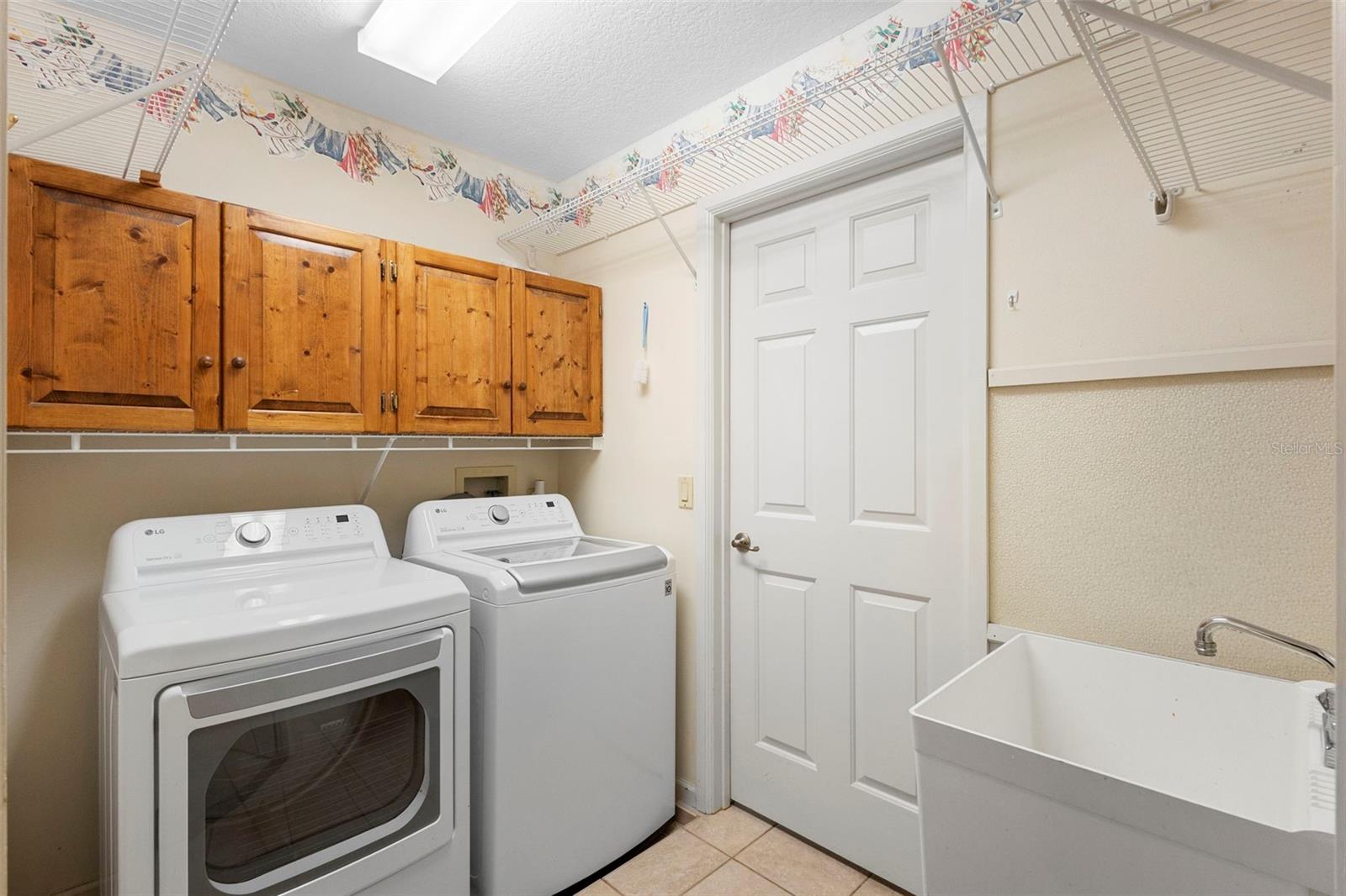 EUSTIS PINE MEADOWS COUNTRY CLUB ESTATES - Residential