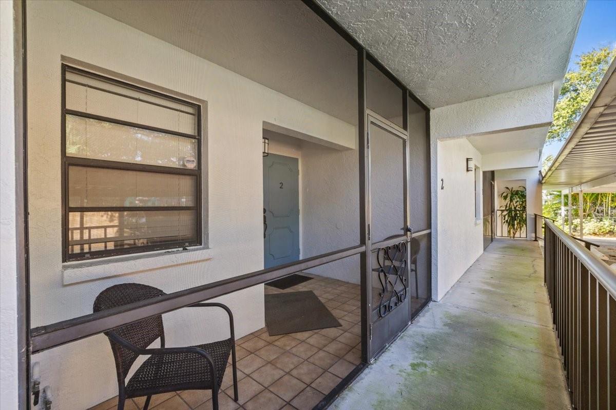 LOVERS OAK CONDO - Residential