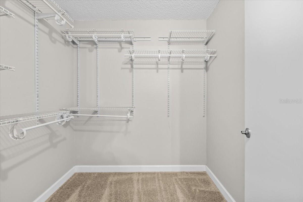 LOVERS OAK CONDO - Residential