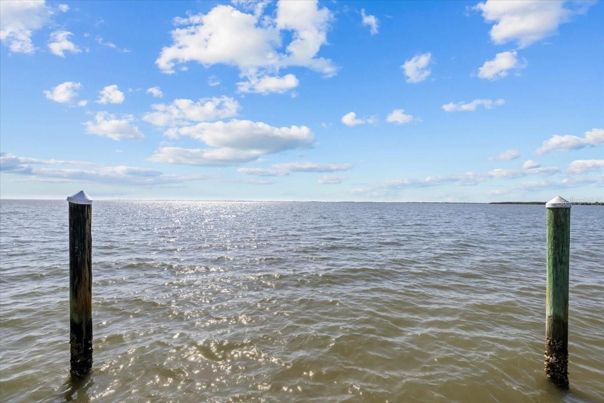 LOVERS OAK CONDO - Residential