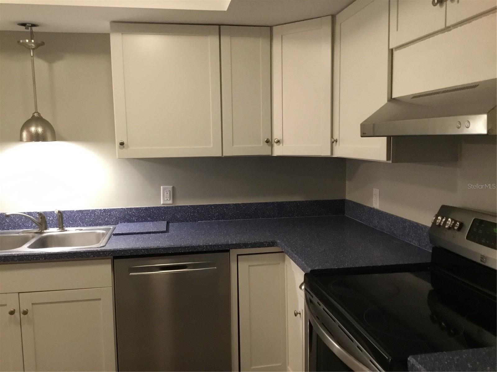 LOVERS OAK CONDO - Residential