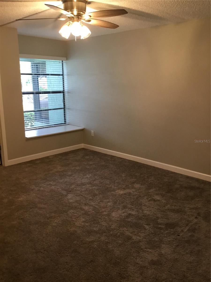 LOVERS OAK CONDO - Residential