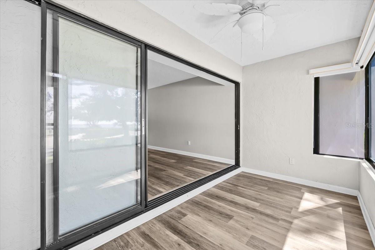 LOVERS OAK CONDO - Residential