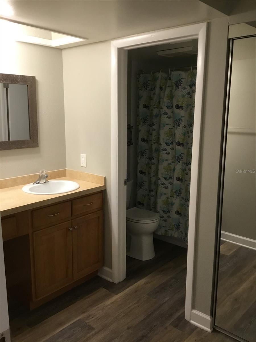 LOVERS OAK CONDO - Residential