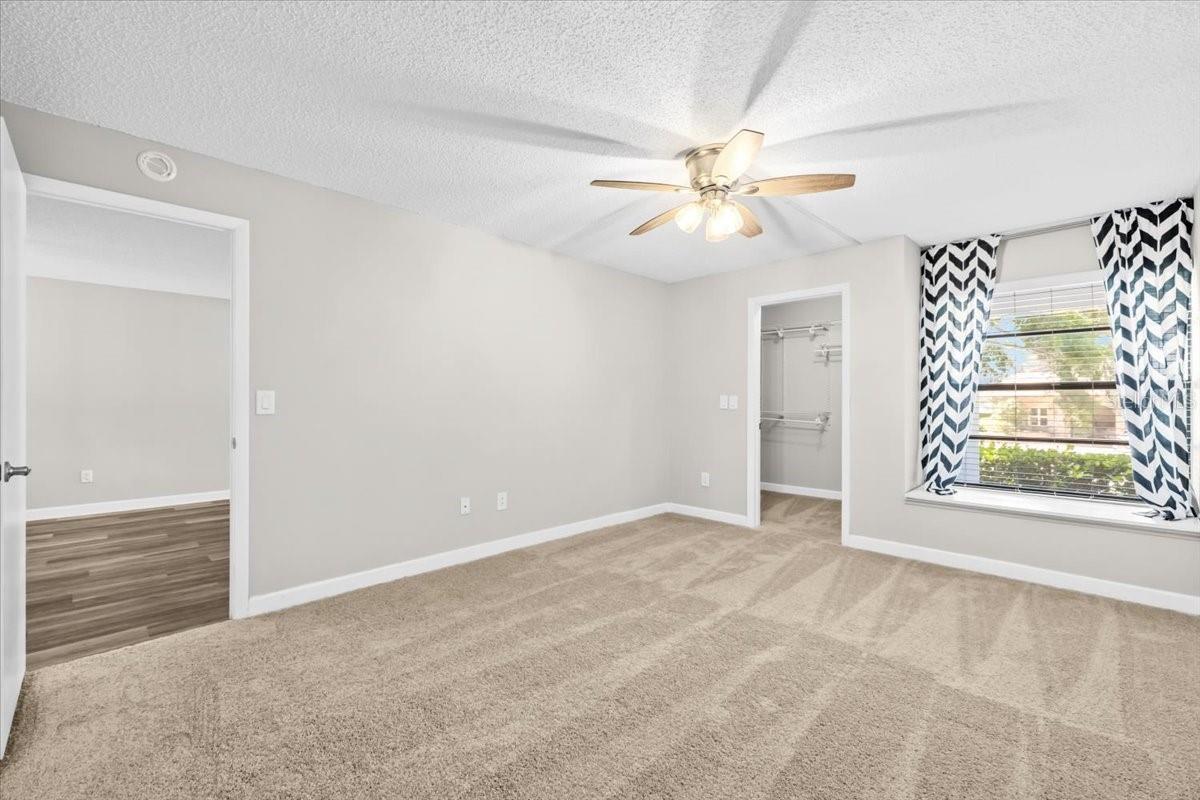 LOVERS OAK CONDO - Residential