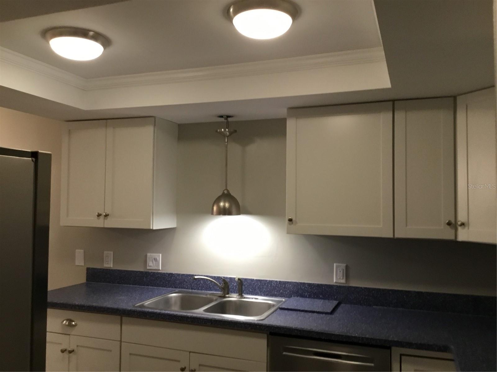 LOVERS OAK CONDO - Residential