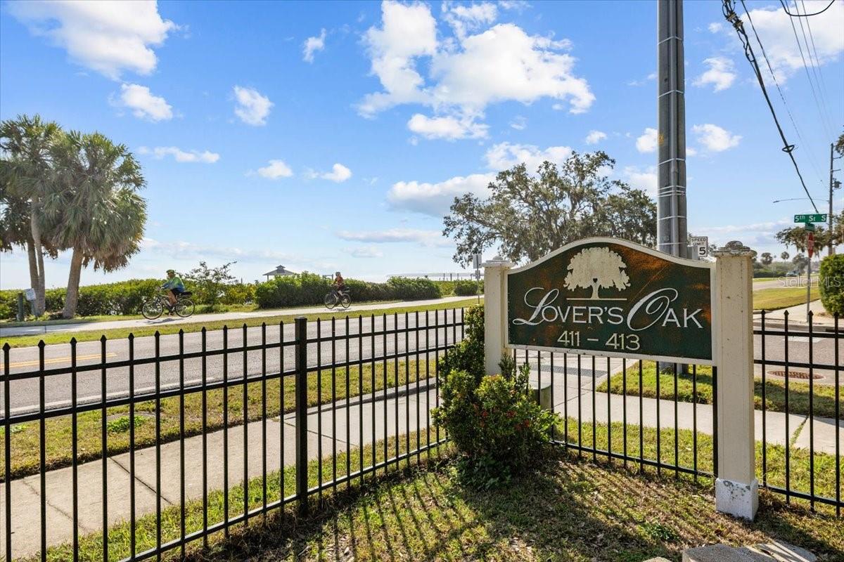 LOVERS OAK CONDO - Residential