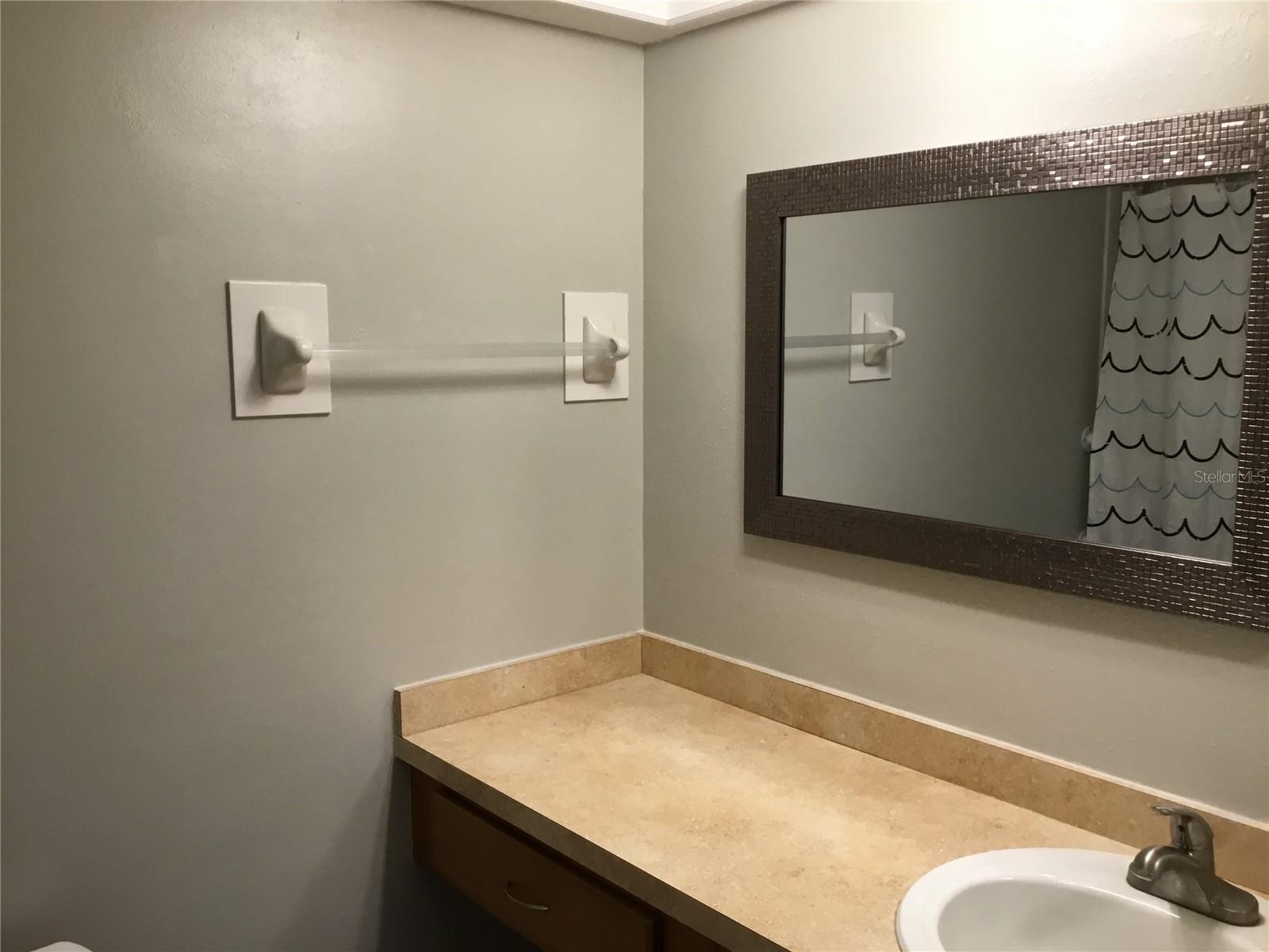 LOVERS OAK CONDO - Residential