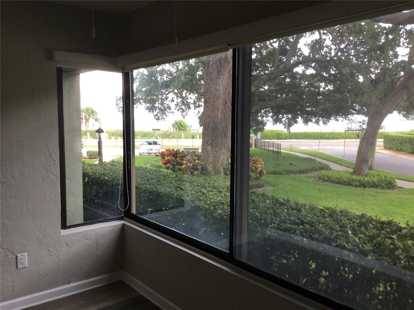 LOVERS OAK CONDO - Residential