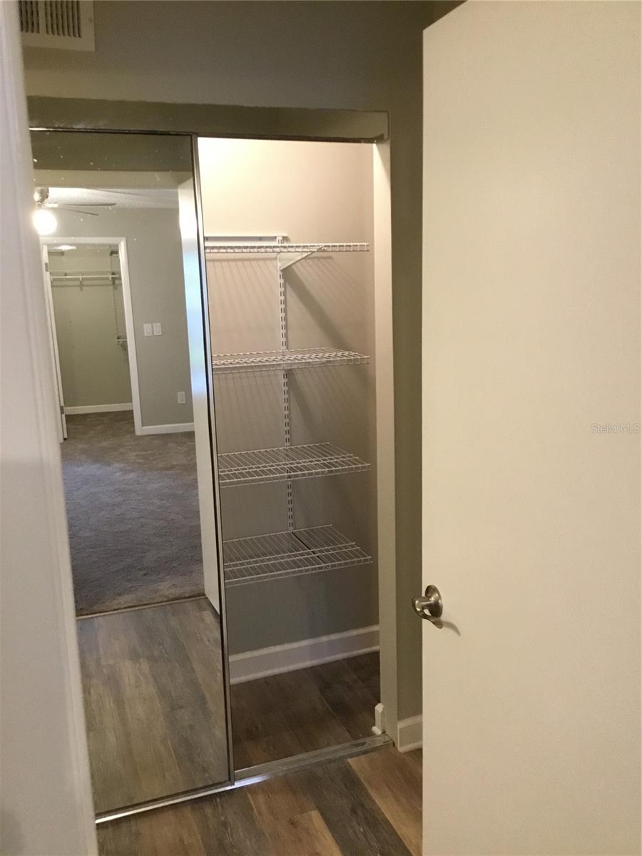 LOVERS OAK CONDO - Residential