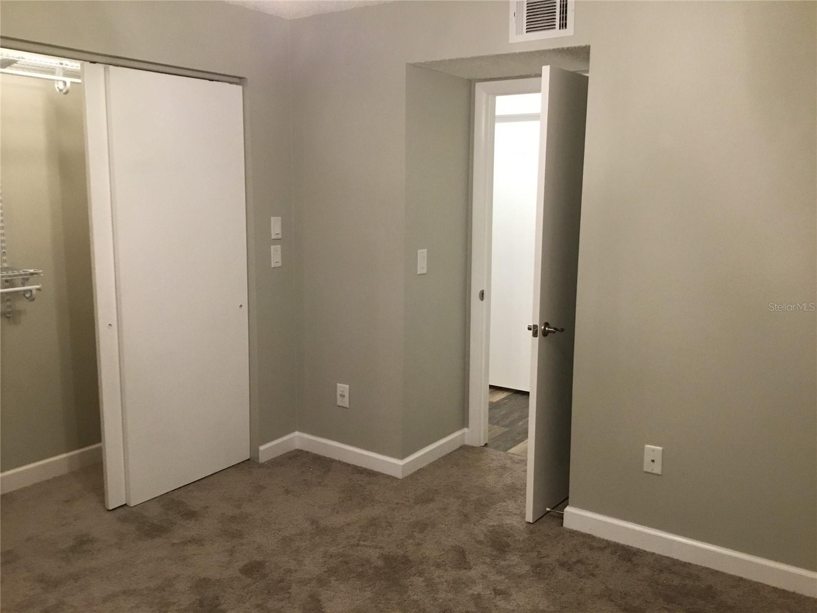 LOVERS OAK CONDO - Residential