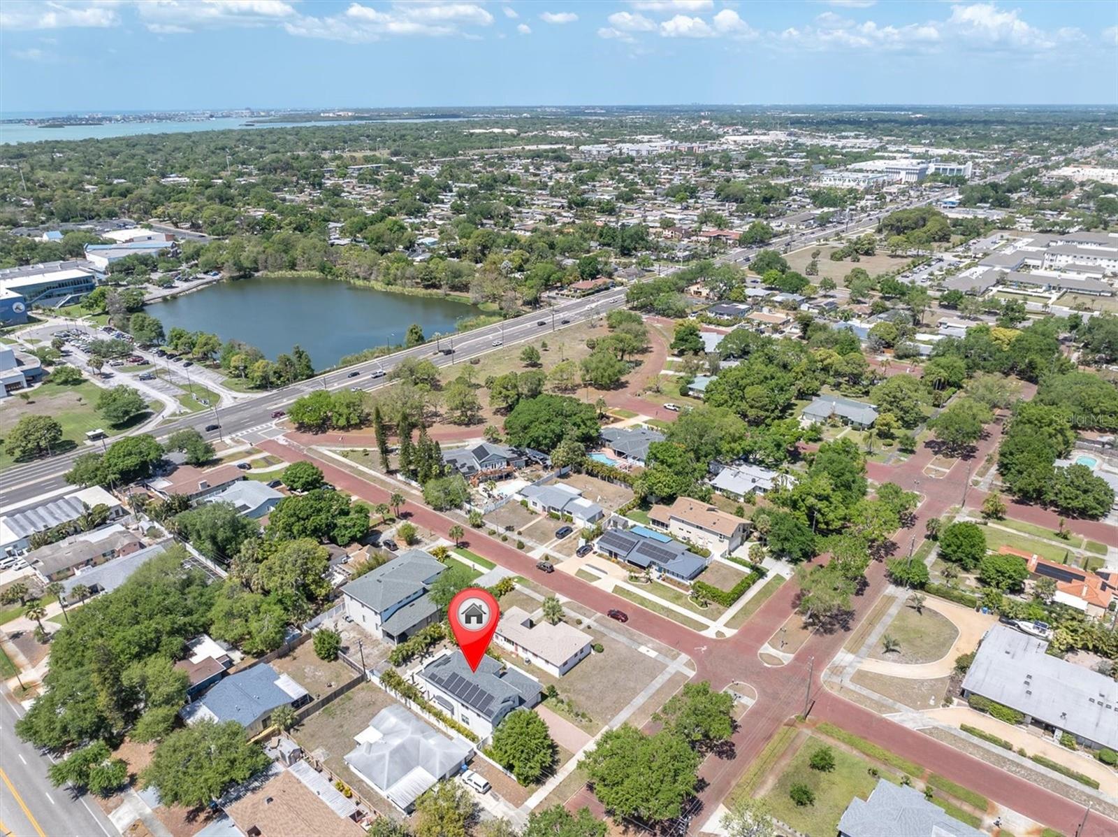 EAGLE CREST - Residential