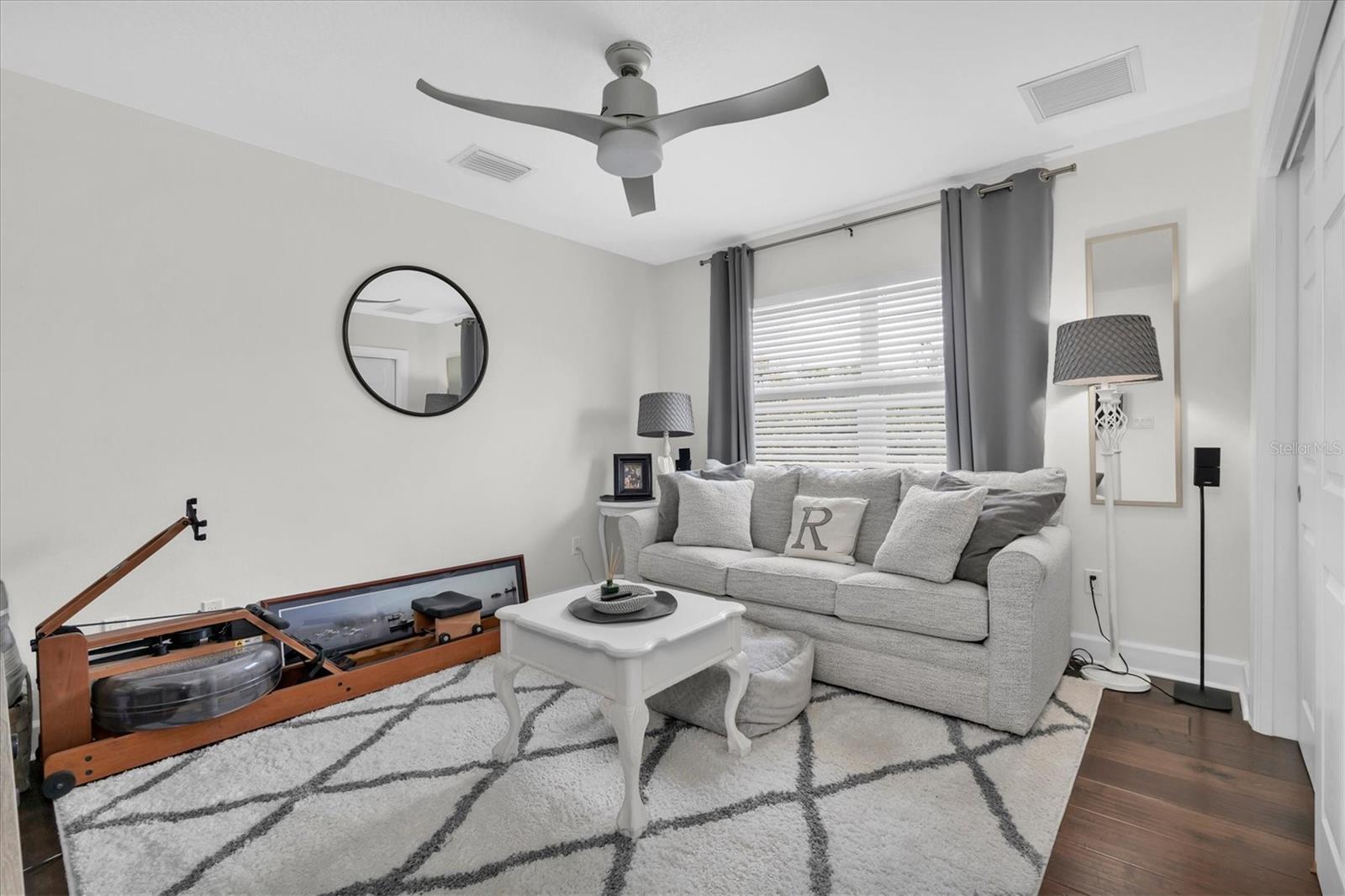 EAGLE CREST - Residential