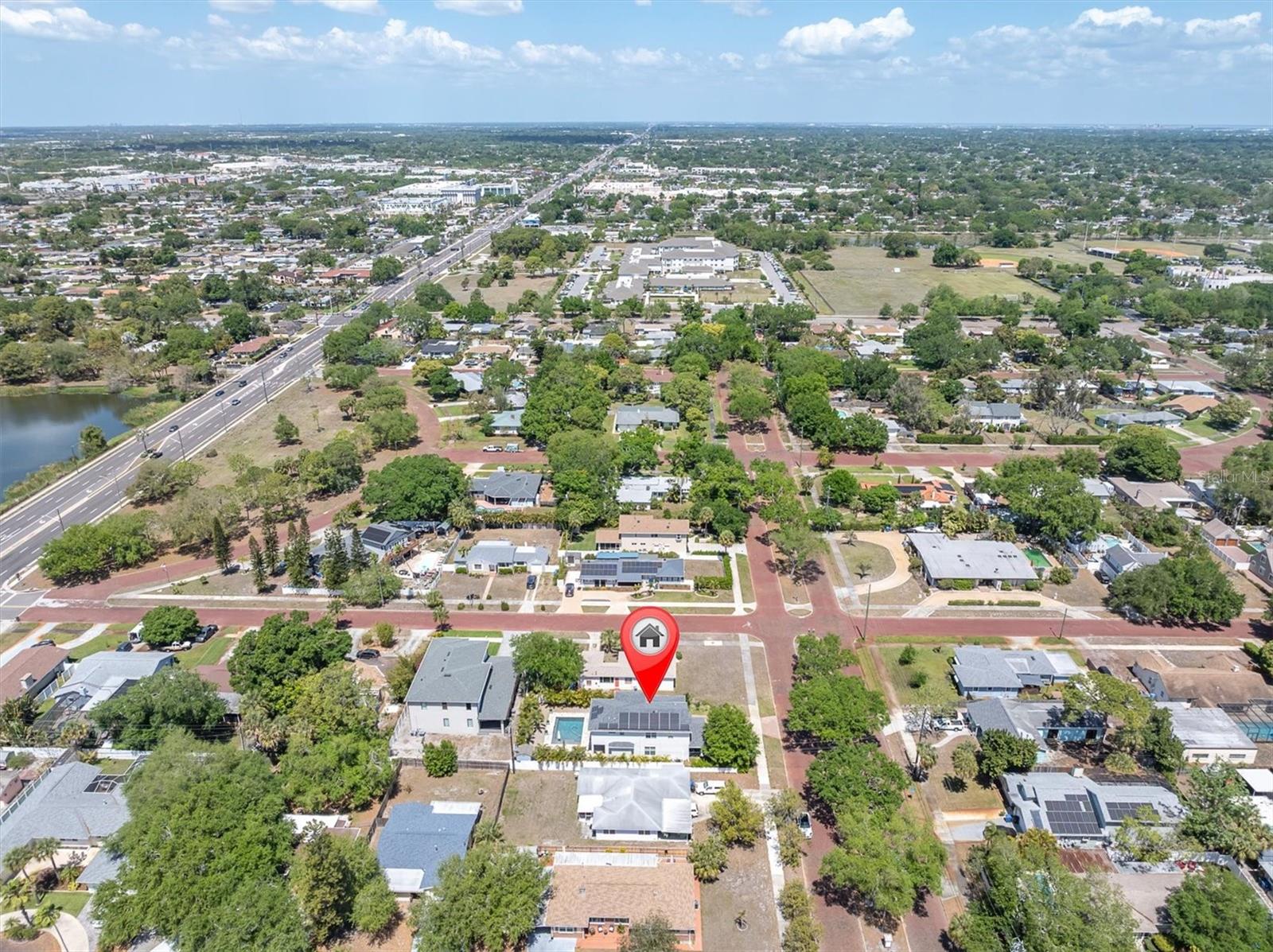 EAGLE CREST - Residential