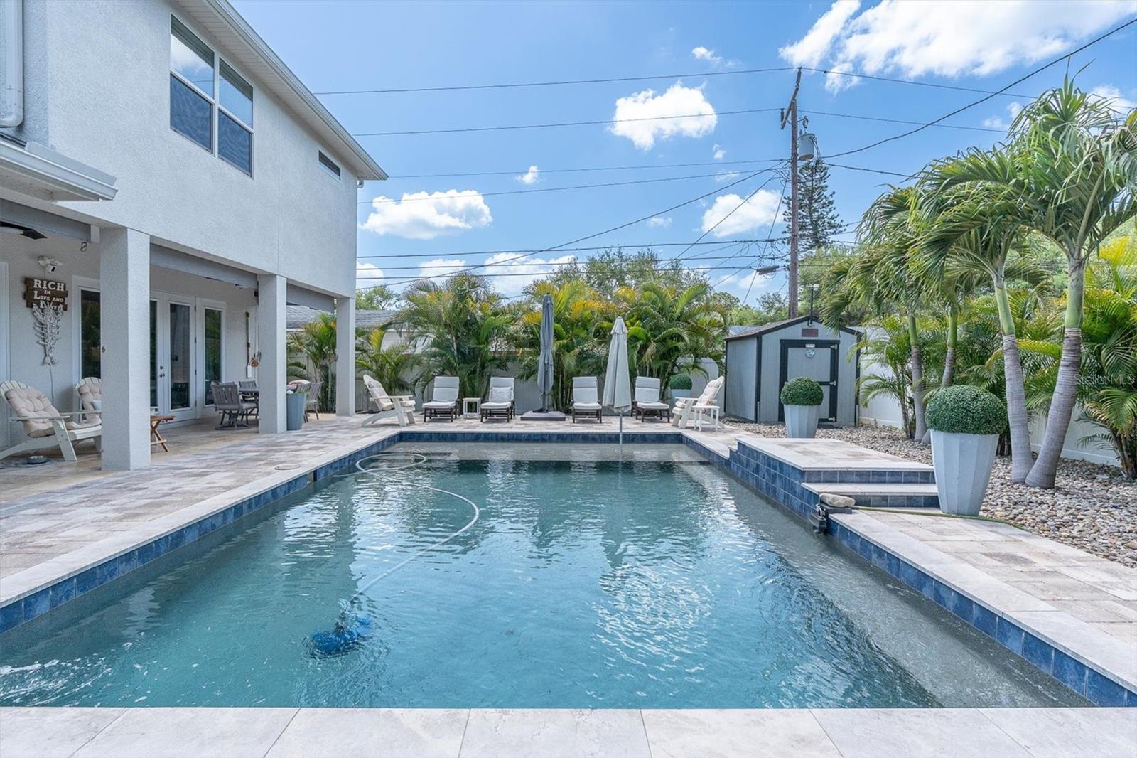 EAGLE CREST - Residential