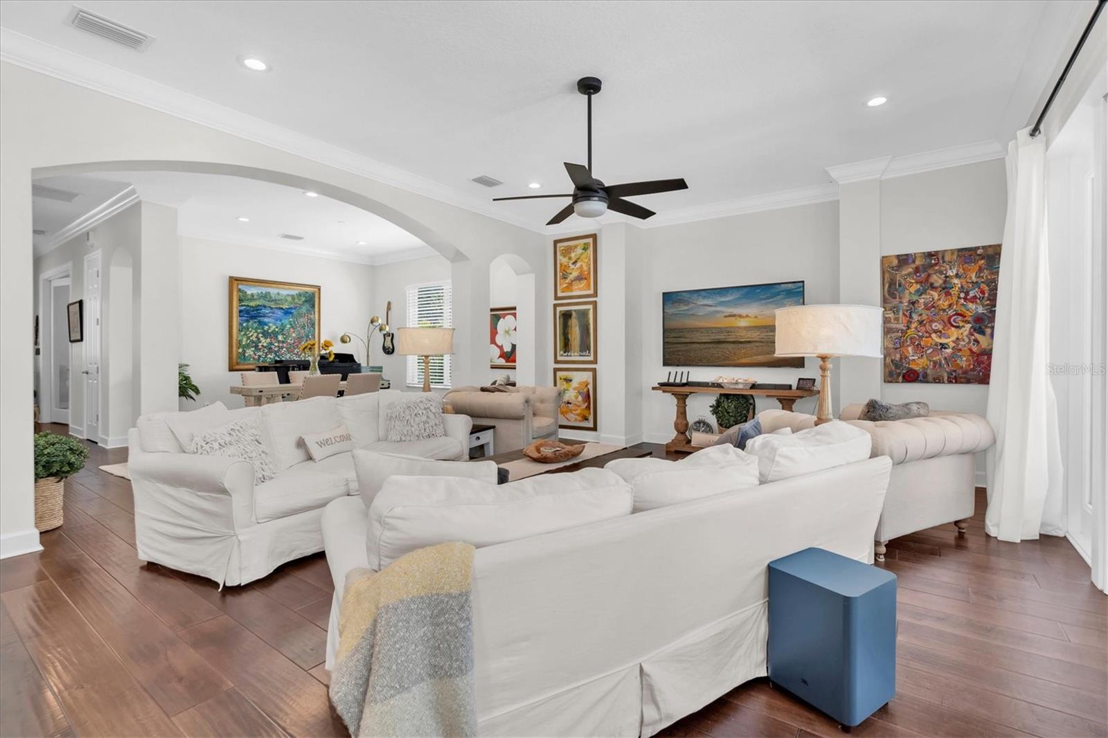 EAGLE CREST - Residential