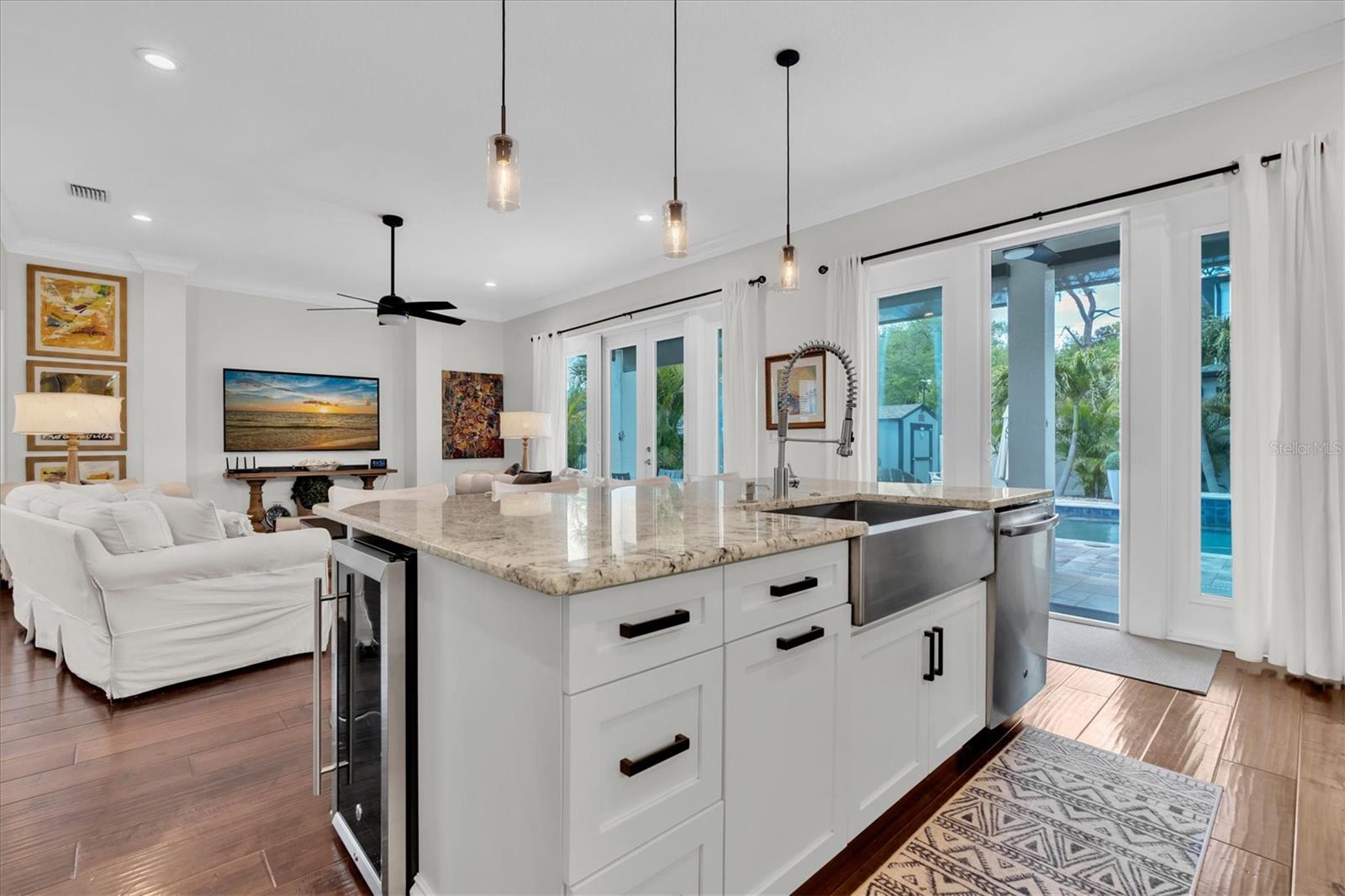 EAGLE CREST - Residential