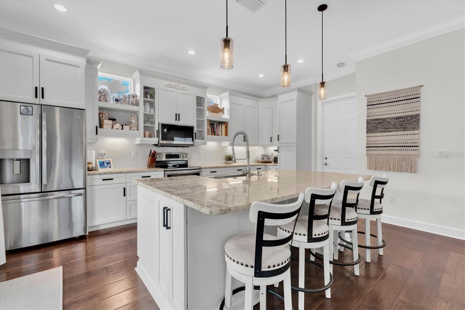 EAGLE CREST - Residential