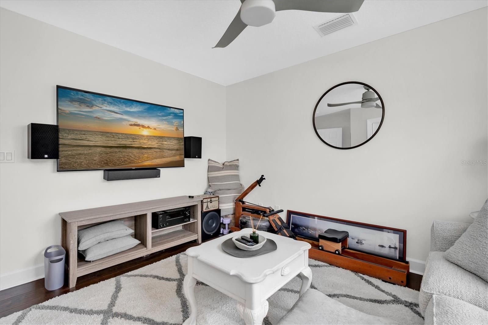 EAGLE CREST - Residential