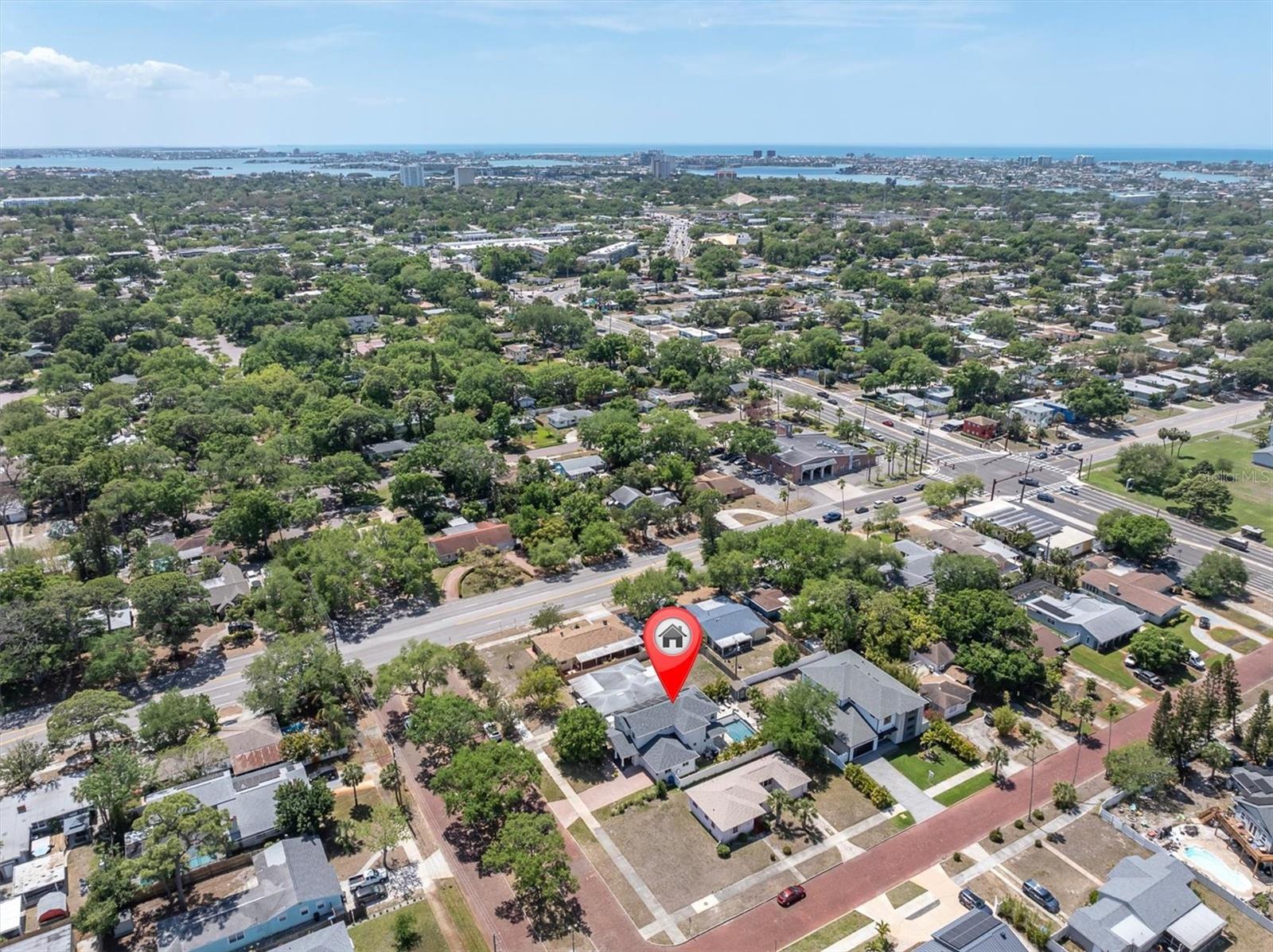 EAGLE CREST - Residential