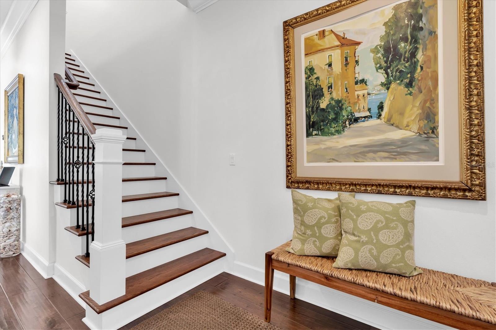 EAGLE CREST - Residential