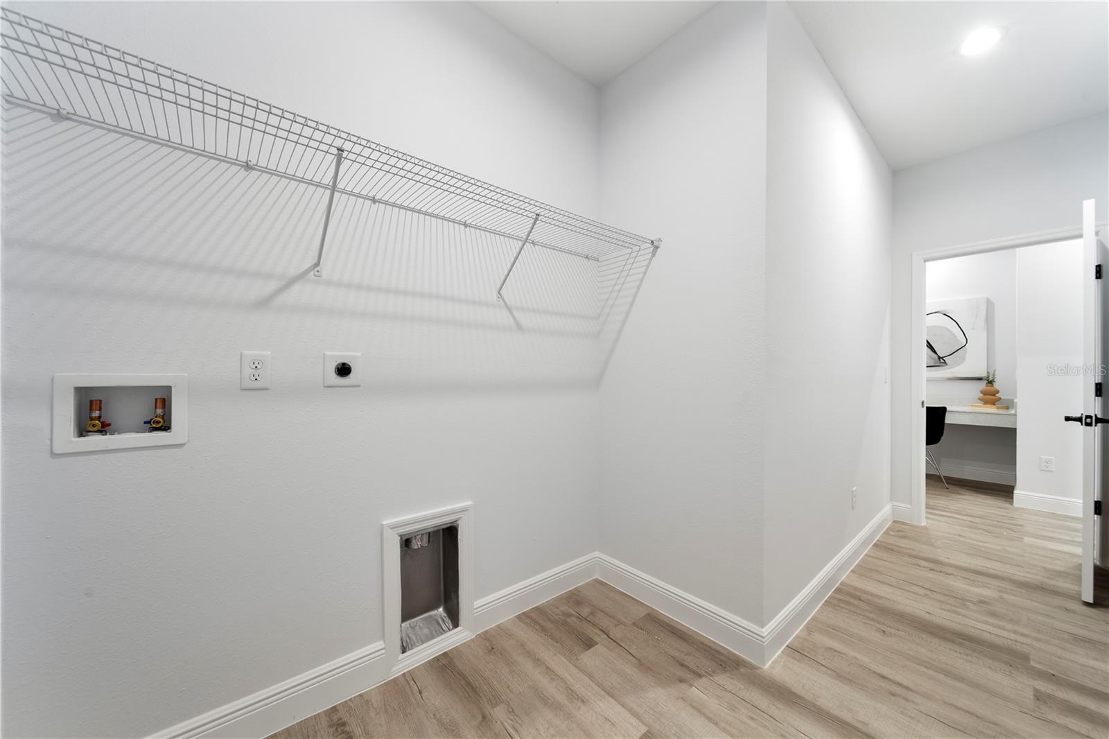 PORT MALABAR UNIT 25 - Residential Lease