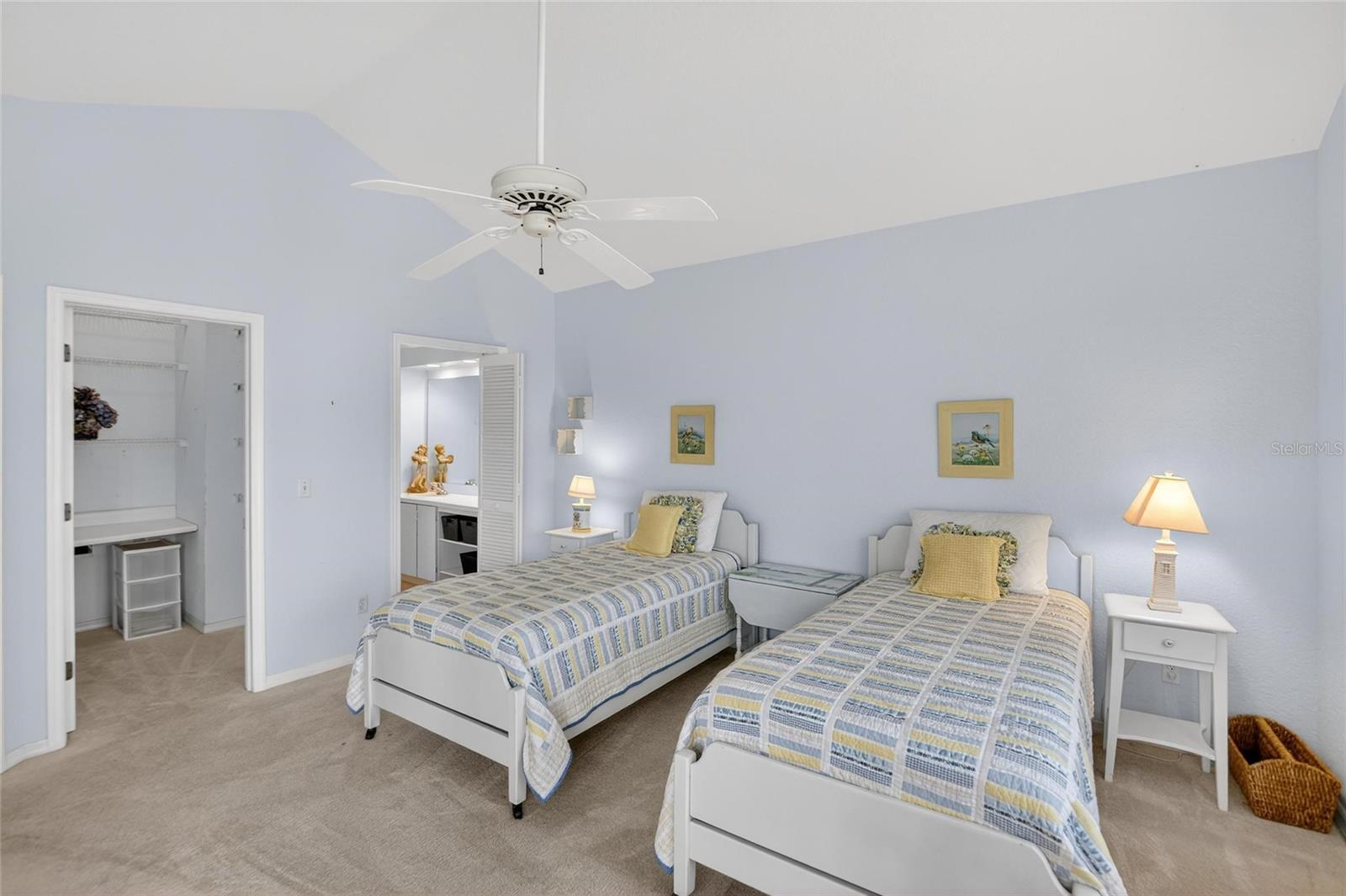 FAIRWAY PALMS A CONDO - Residential