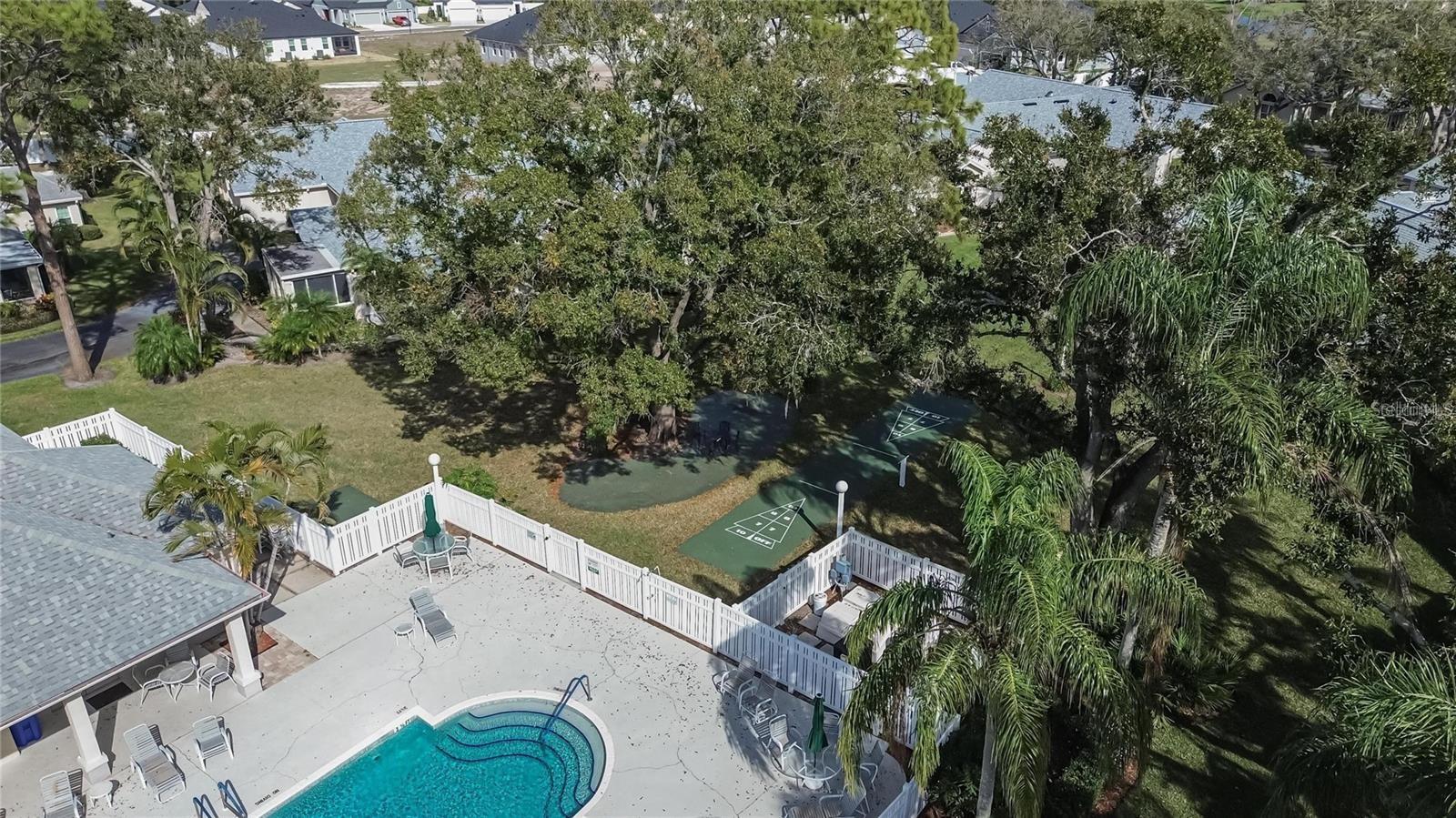 FAIRWAY PALMS A CONDO - Residential