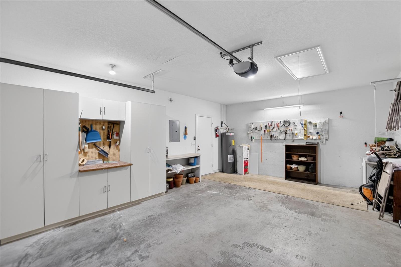 FAIRWAY PALMS A CONDO - Residential