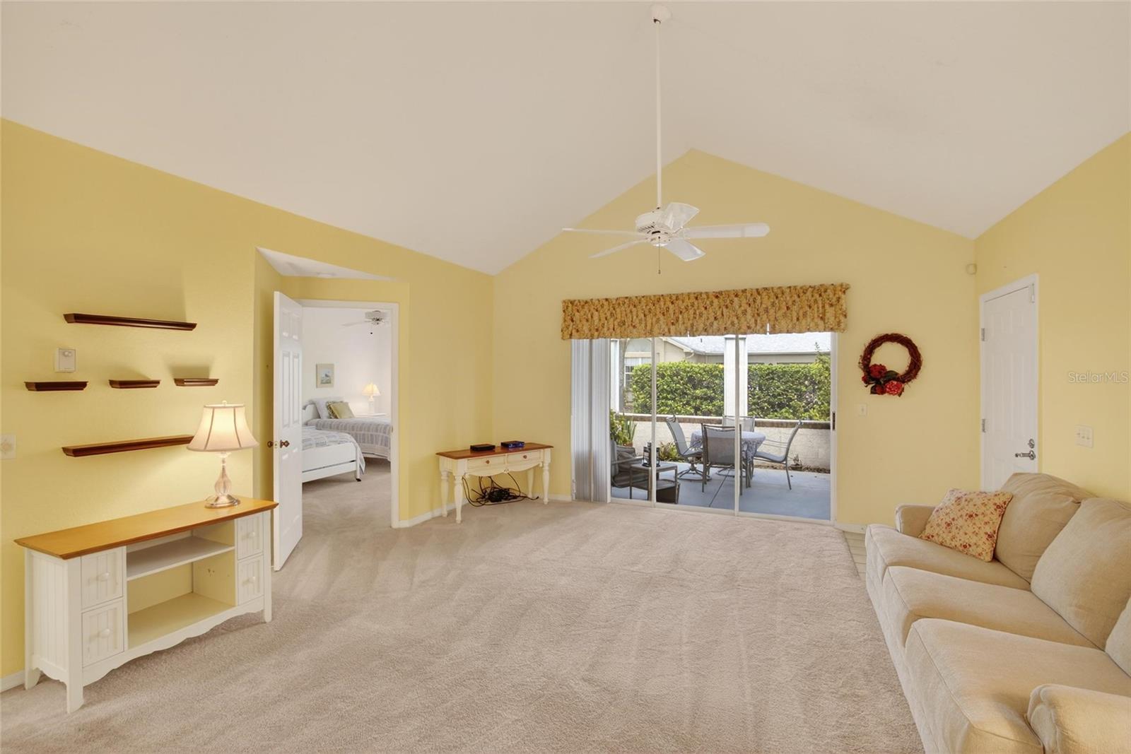 FAIRWAY PALMS A CONDO - Residential